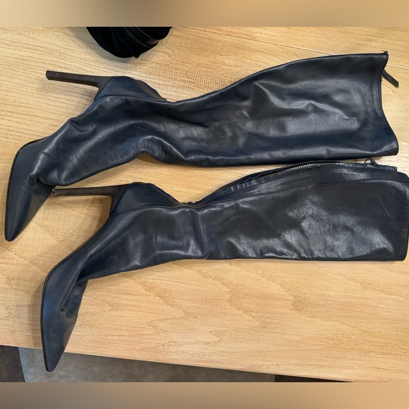 Beautiful navy leather back zip boot- Duslca brand, made in Italy - Picture 1 of 13